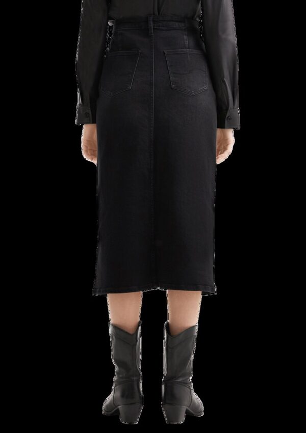 Midirock in Blackdenim