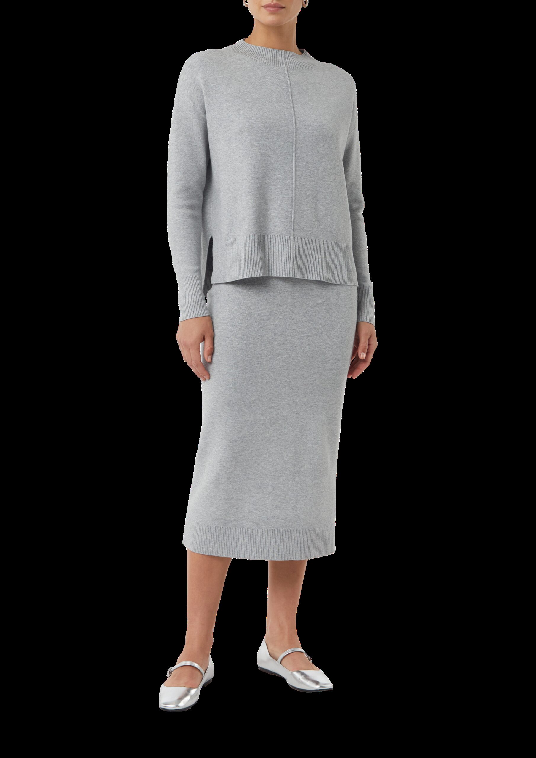 Feinstrickpullover aus Viskosemix mit Ziernaht