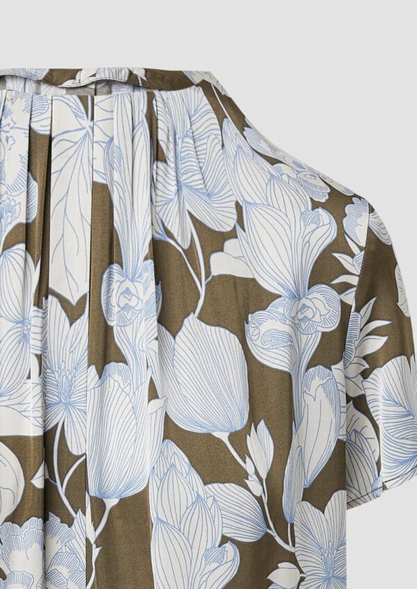 Satinbluse im Slim Fit mit Raffung und All-over-Print