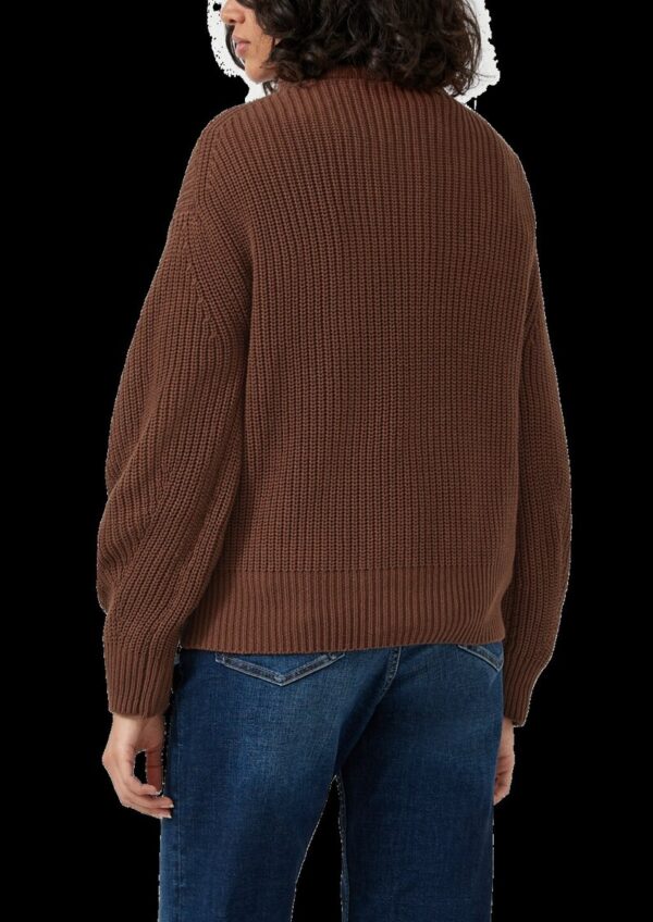 Grobstrickpullover mit Stehkragen