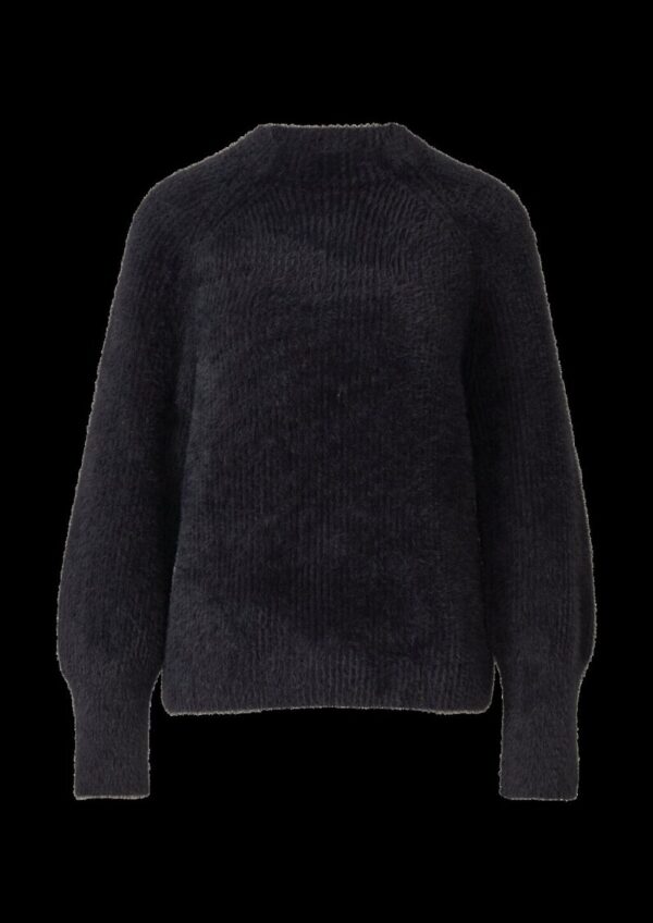 Flauschiger Pullover mit Stehkragen