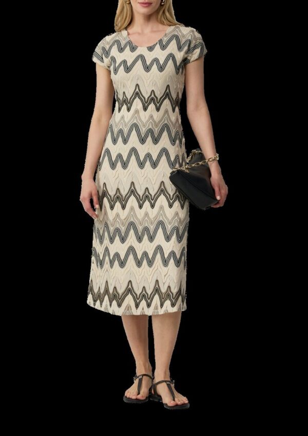 Gemustertes Etuikleid aus Häkeljersey