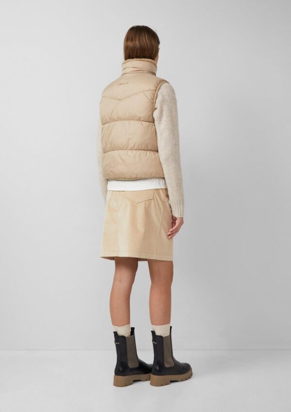 Wendbare Steppweste mit Fell