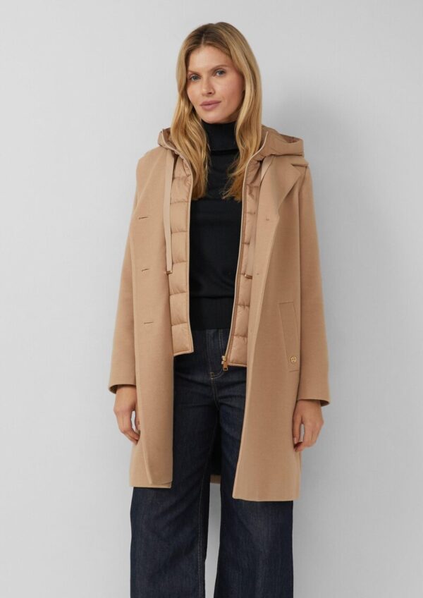 Weicher Mantel aus Viskosemix mit fixiertem Stepp-Insert