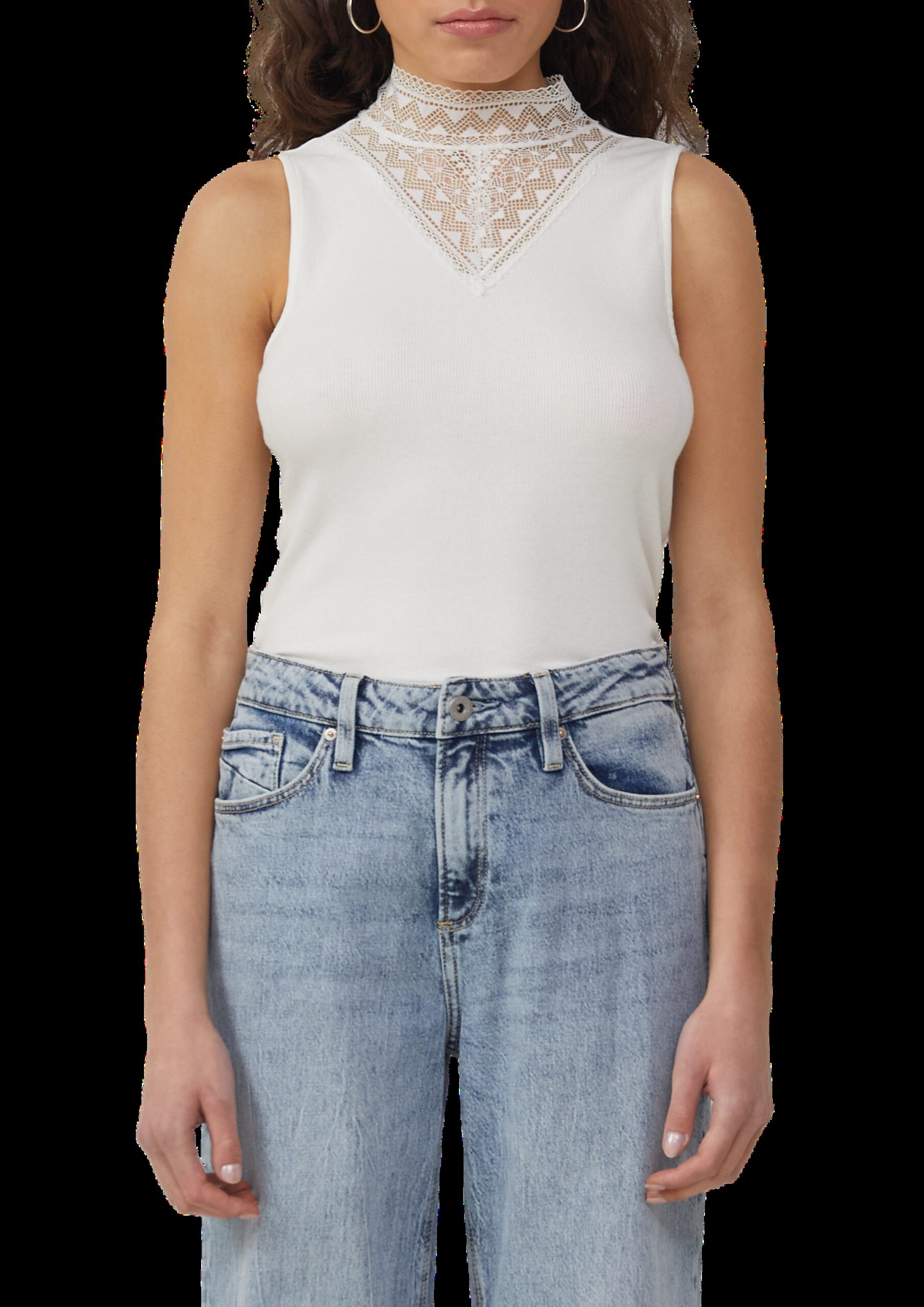 Top mit Spitzeneinsatz