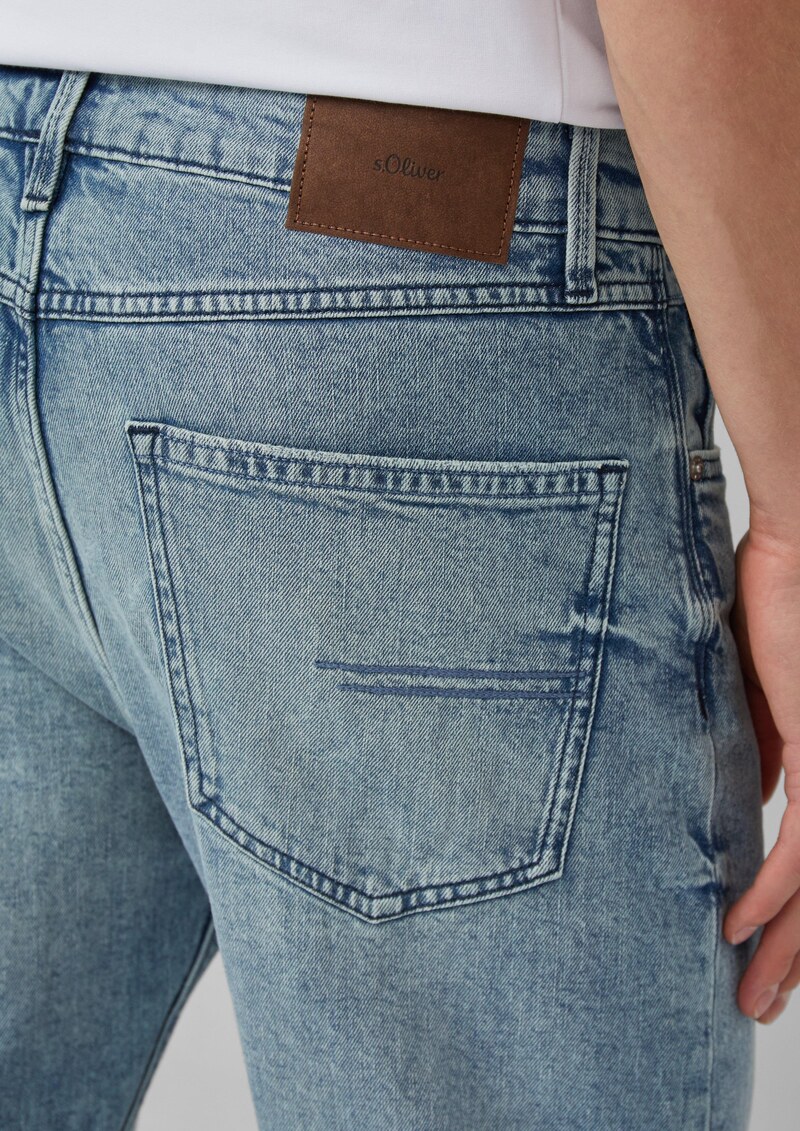 Jeans Mauro / Regular Fit / Mid Rise / Tapered Leg