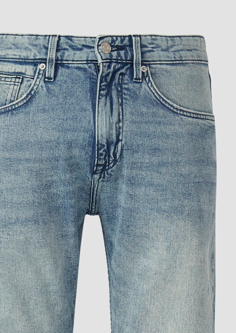 Jeans Mauro / Regular Fit / Mid Rise / Tapered Leg