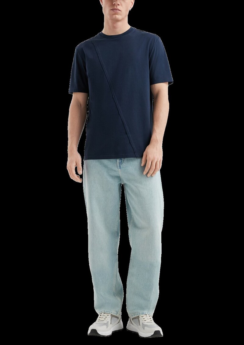 Rundhals-T-Shirt mit asymmetischer Teilungsnaht