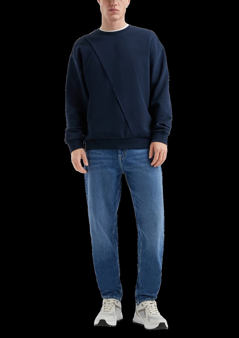 Sweatshirt mit asymmetrischer Teilungsnaht