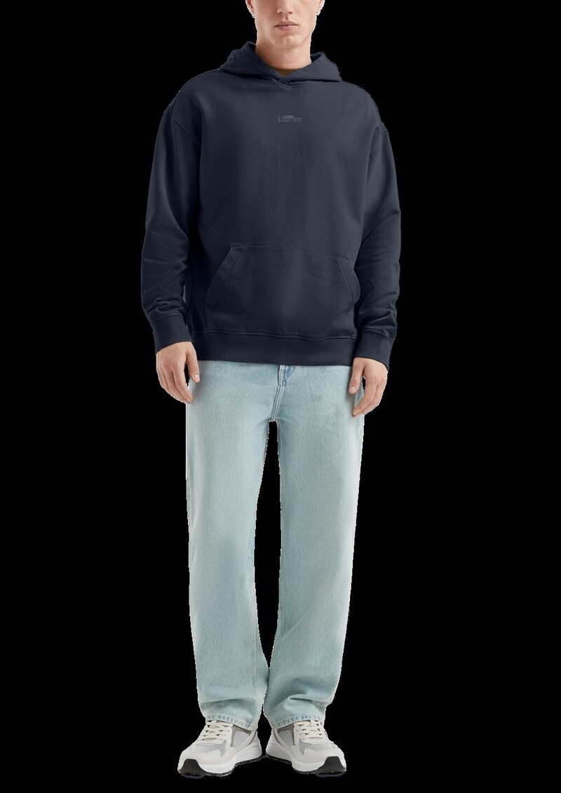 Gewaschener Hoodie mit kleinem Frontprint