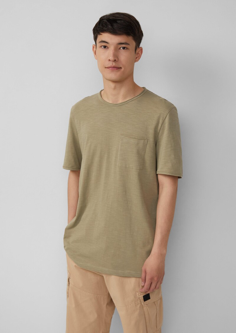 Flammgarn-T-Shirt mit Brusttasche und offenen Kanten