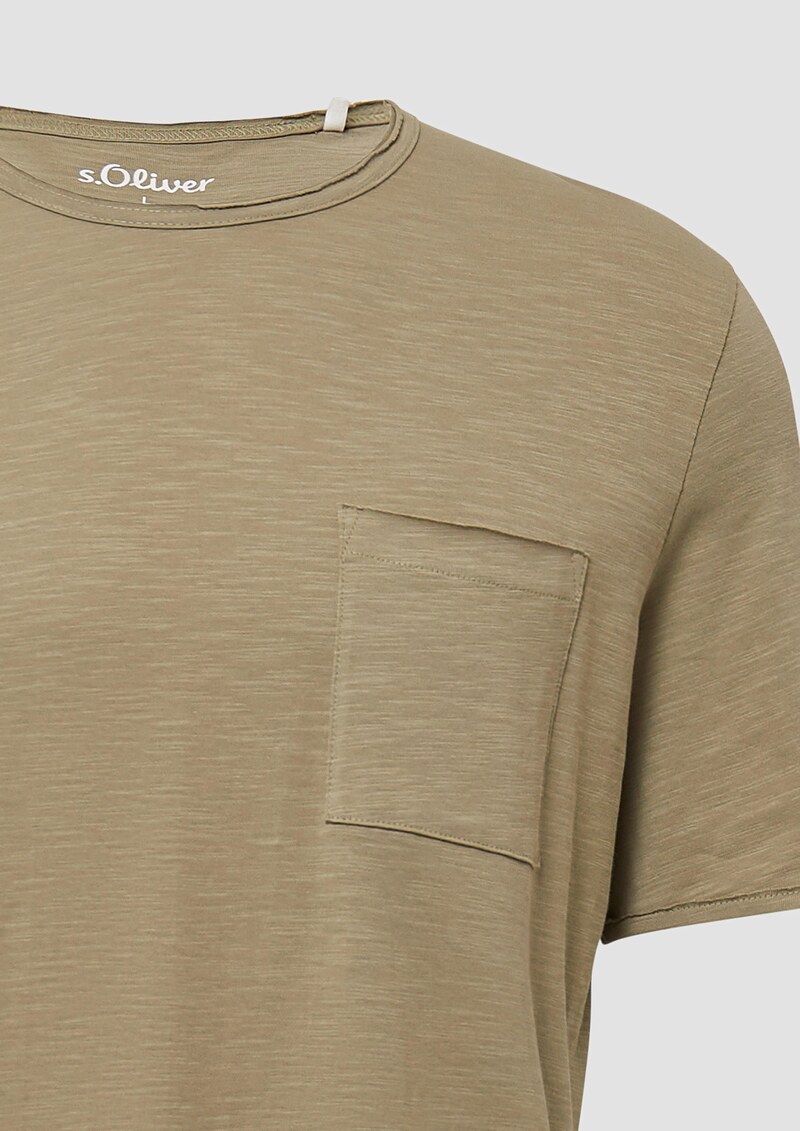 Flammgarn-T-Shirt mit Brusttasche und offenen Kanten