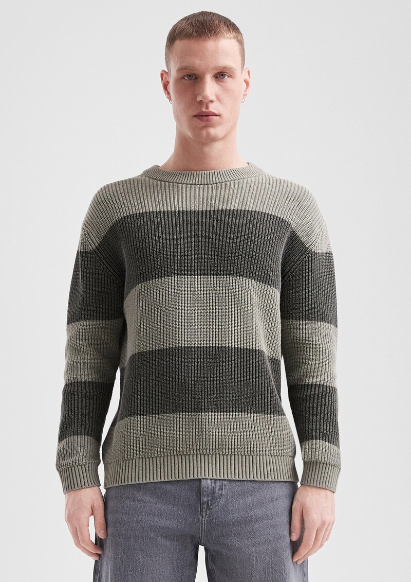 Grobstrickpullover mit Wascheffekt