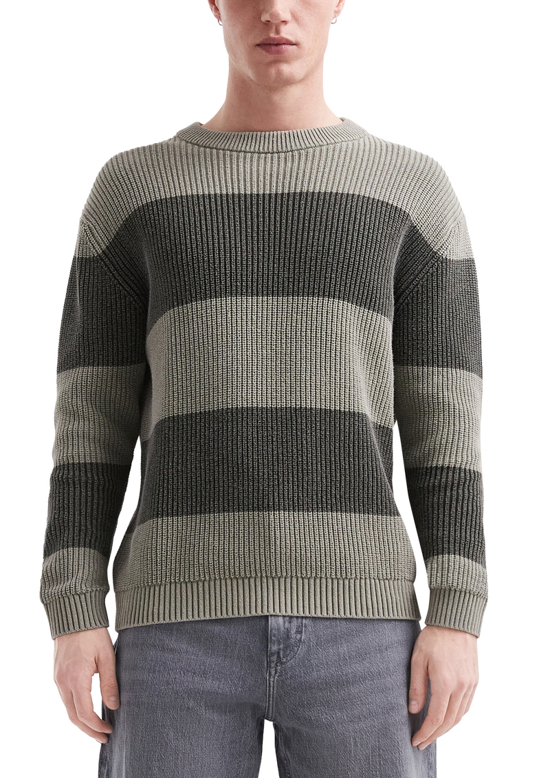 Grobstrickpullover mit Wascheffekt