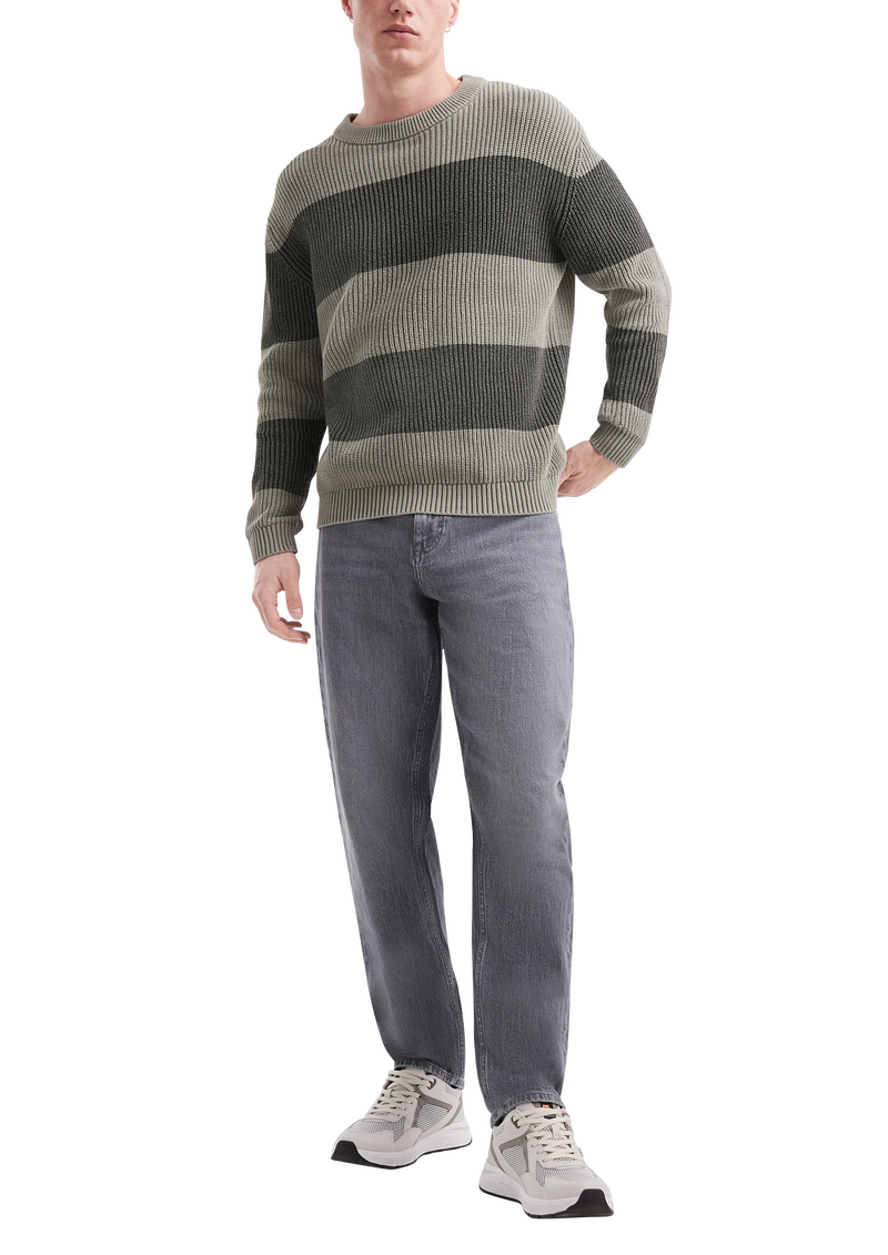 Grobstrickpullover mit Wascheffekt