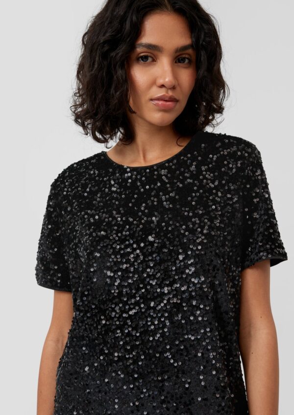 Samtkleid mit Pailletten