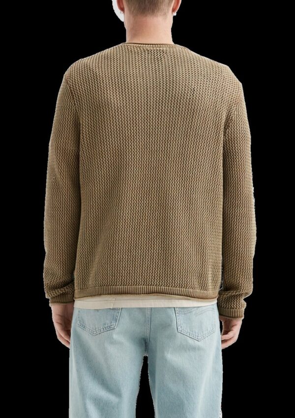 Gewaschener Strickpullover mit Strukturmuster