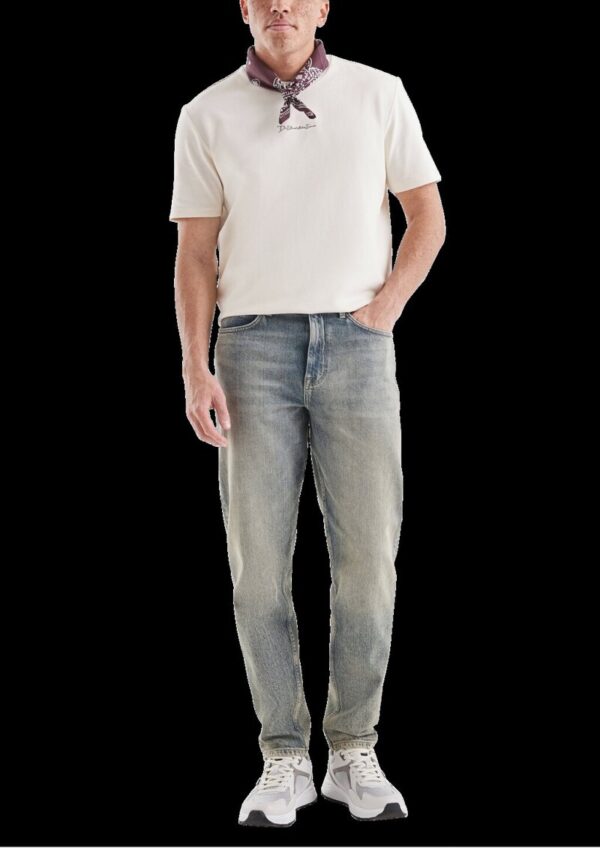 Devon / Relaxed Fit / Mid Rise / Tapered Leg