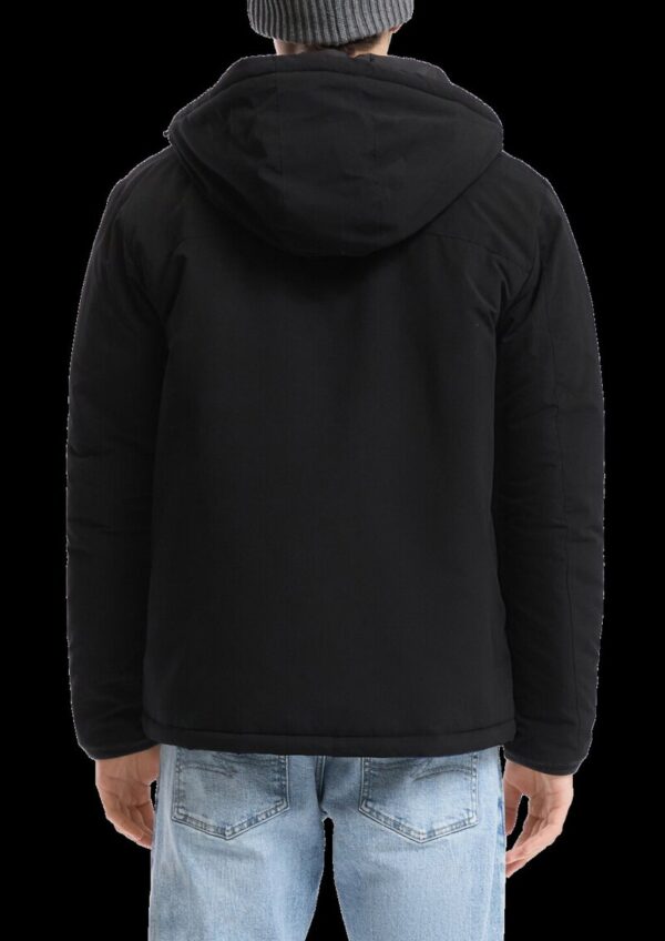 Kurze Outdoor-Jacke mit Steppfutter