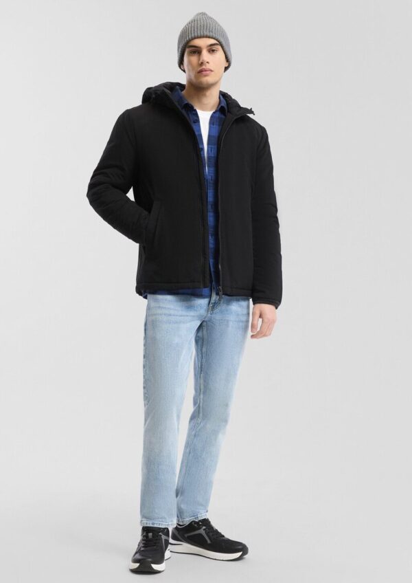 Kurze Outdoor-Jacke mit Steppfutter