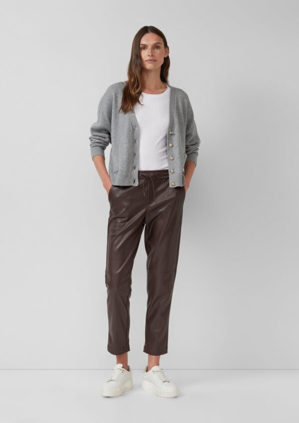 Weiche 7/8-Hose aus Kunstleder