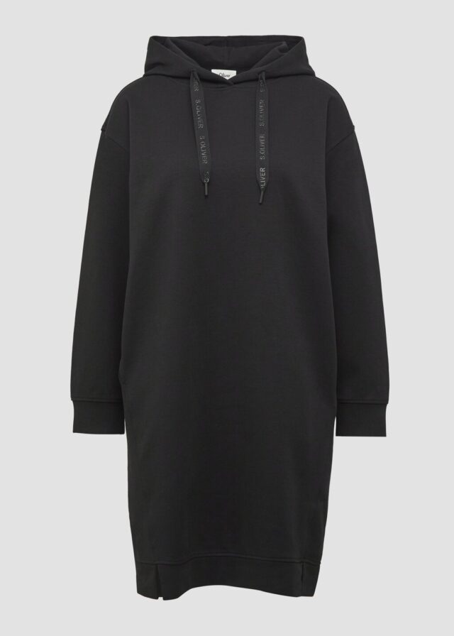 Sweatkleid mit seitlichen Eingrifftaschen und Kapuze