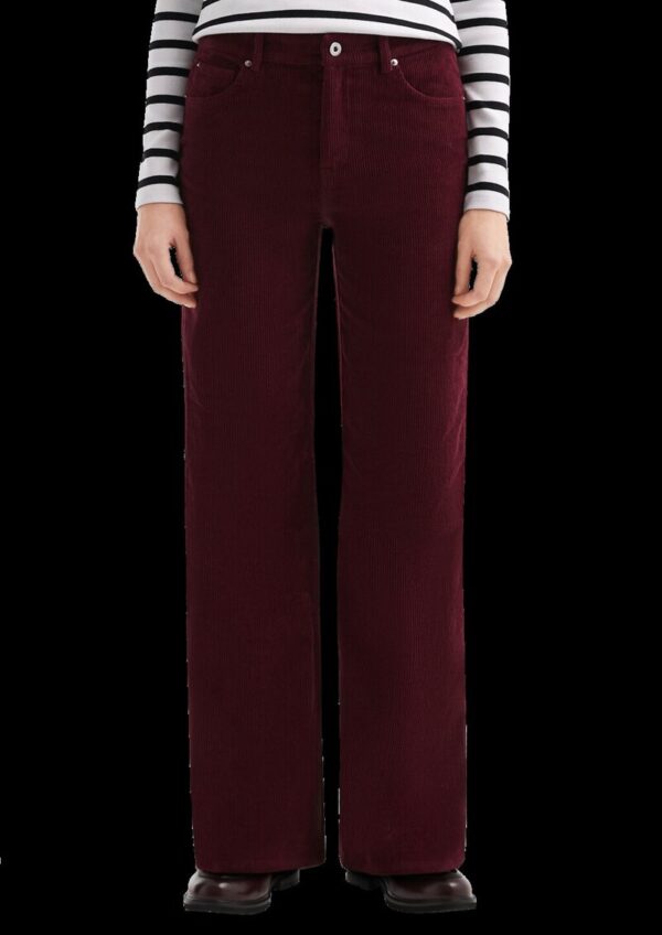 Cordhose mit weitem Bein