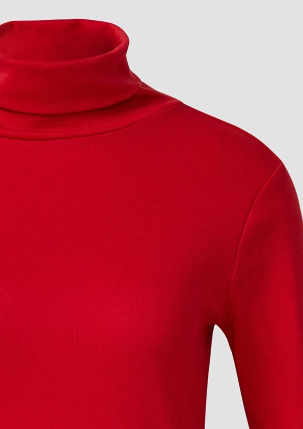 Rollkragen-Langarmshirt im Slim Fit