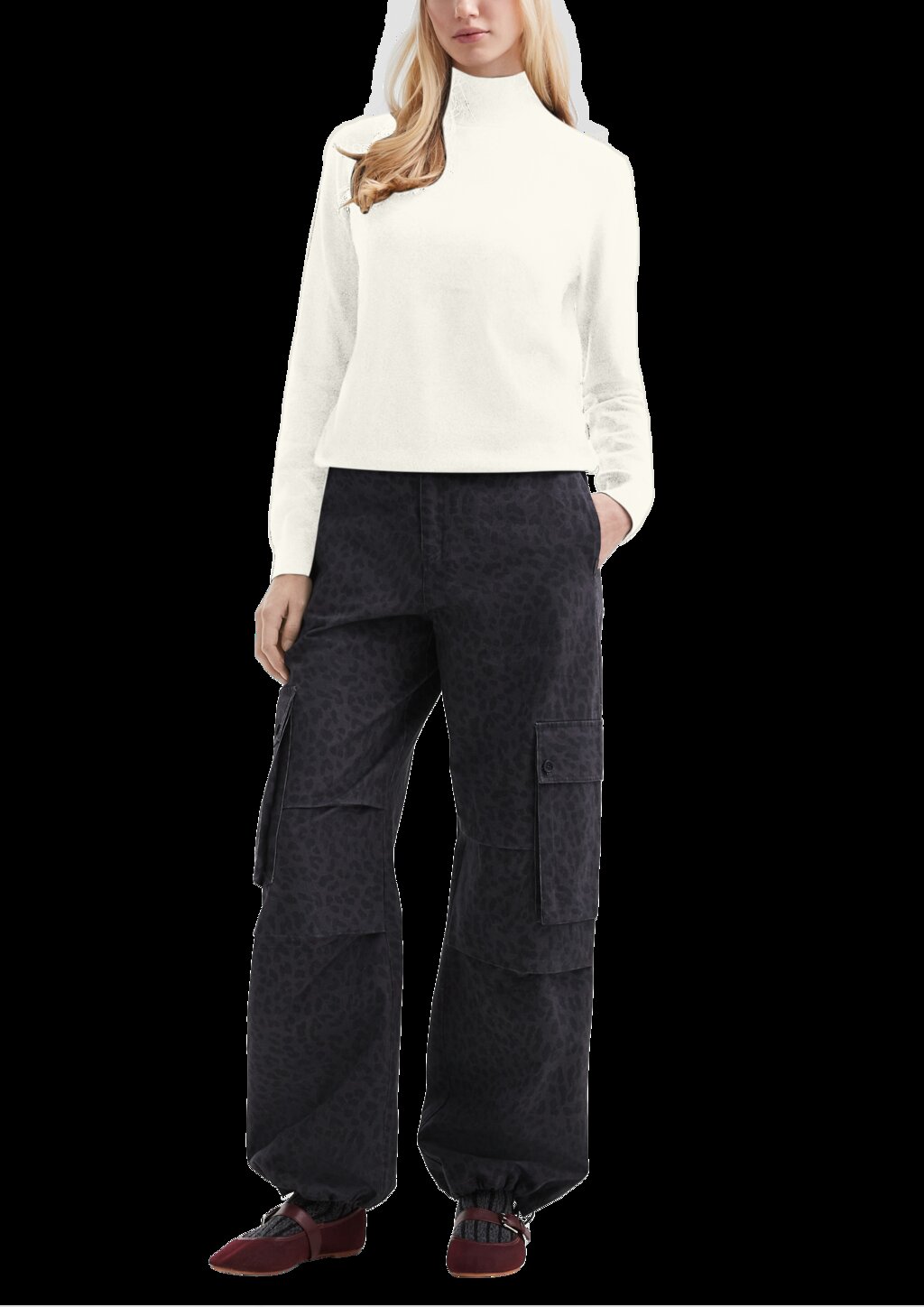 Pullover mit Stehkragen aus Viskosemix