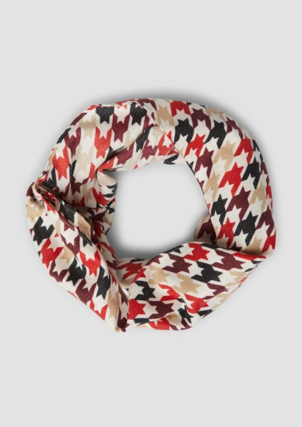 Loop-Schal im Hahnentritt-Muster