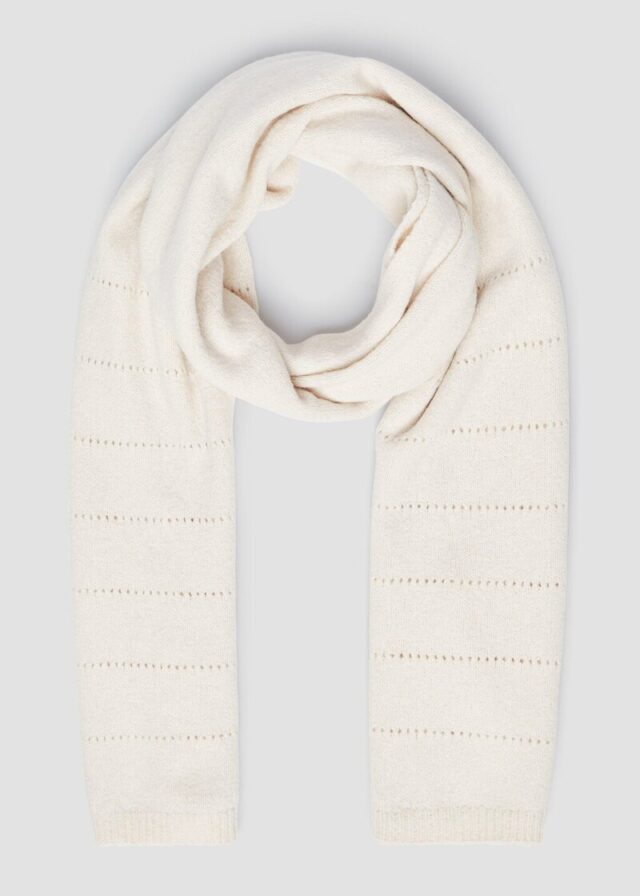 Schal aus Ajourstrick