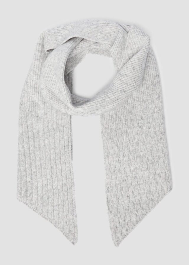 Strick-Schal mit Zick-Zack-Muster