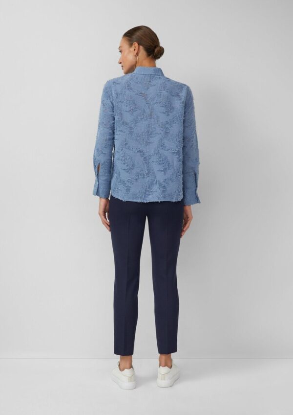 Hemdbluse mit 3D-Effekt