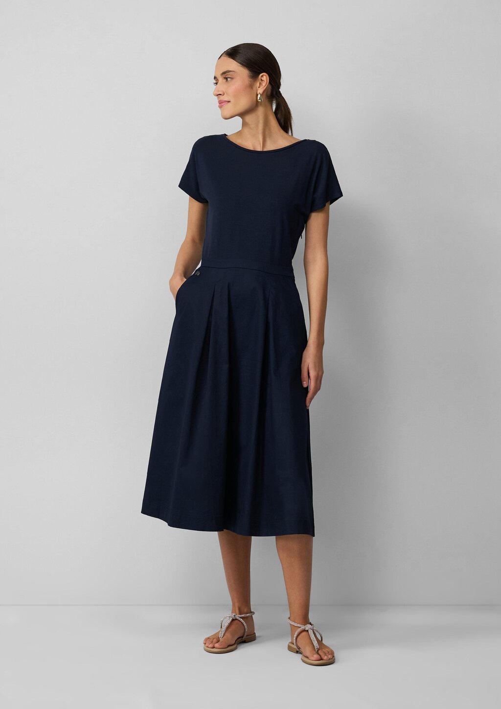 Midikleid im Fabricmix mit Eingrifftaschen