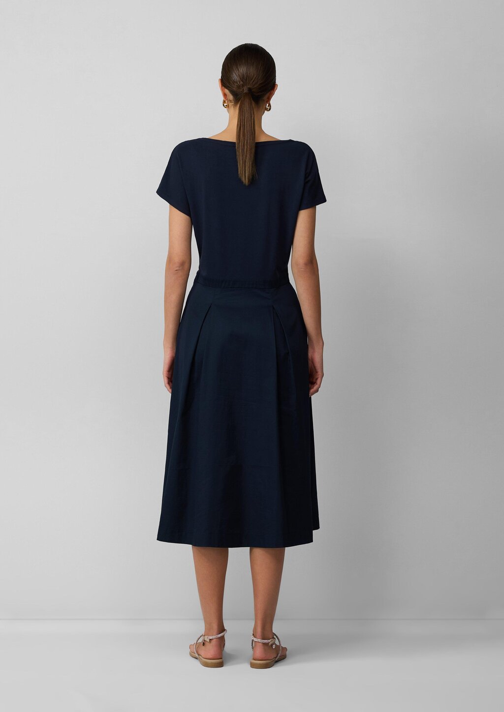 Midikleid im Fabricmix mit Eingrifftaschen