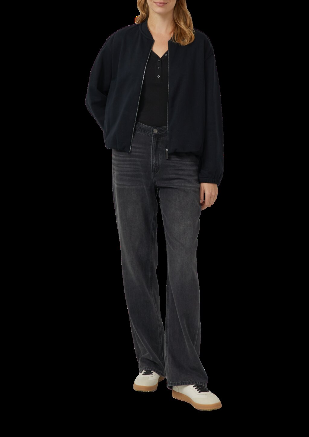 Geripptes Longsleeve mit Henleyausschnitt