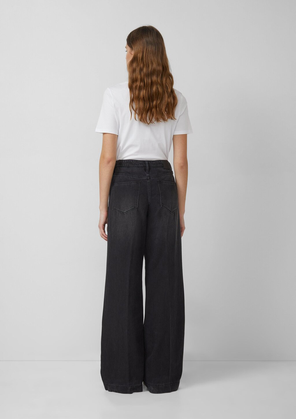Jeans Suri / Regular Fit / Mid Rise / Wide Leg