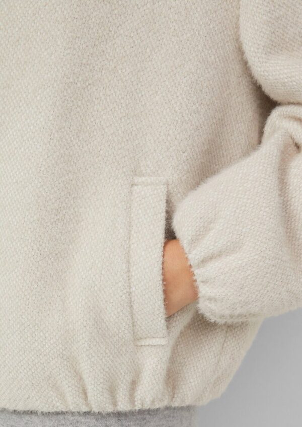 Flauschige Jacke im Relaxed Fit mit Stehkragen