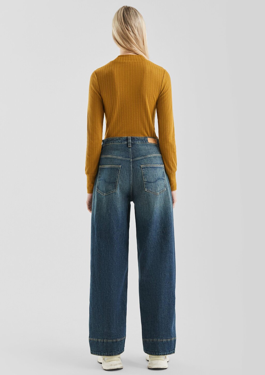 Geripptes Langarmshirt