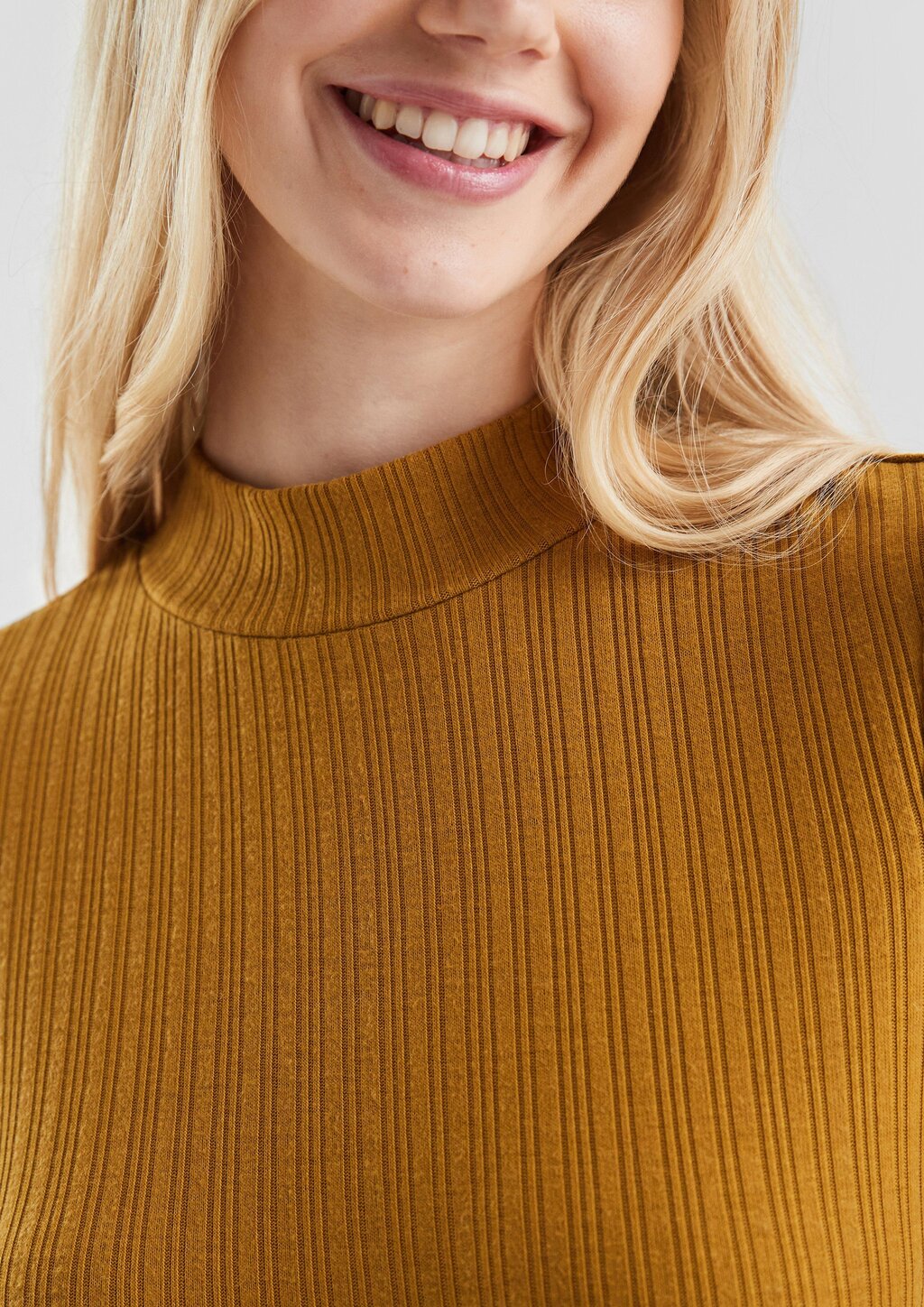 Geripptes Langarmshirt