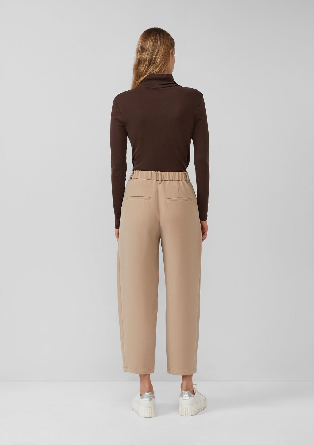 Barrel-Leg-Hose mit Bundfalten