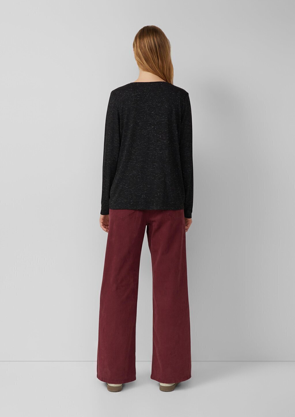 Longsleeve mit V-Ausschnitt und Glitzergarn