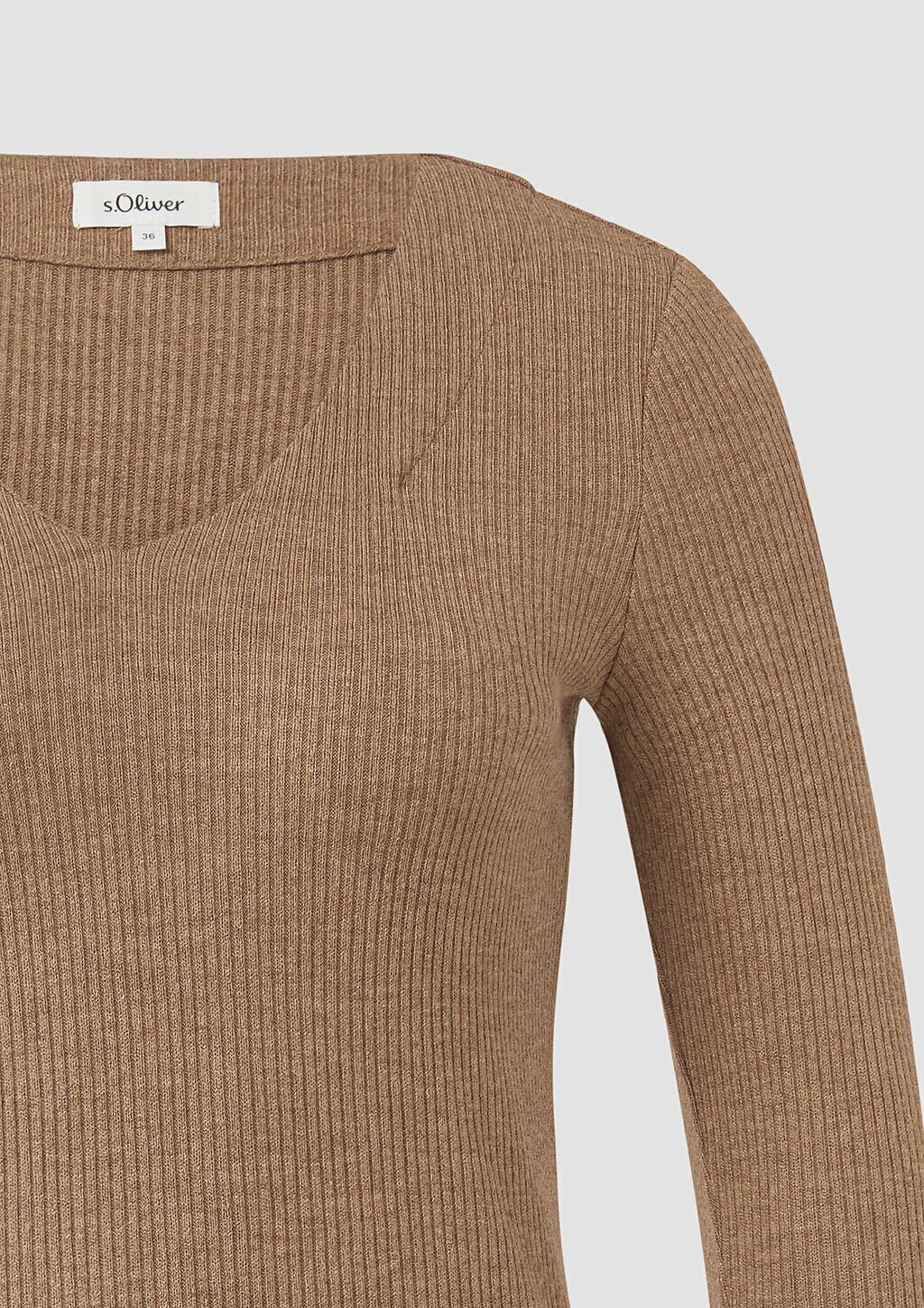 Geripptes Longsleeve mit V-Ausschnitt