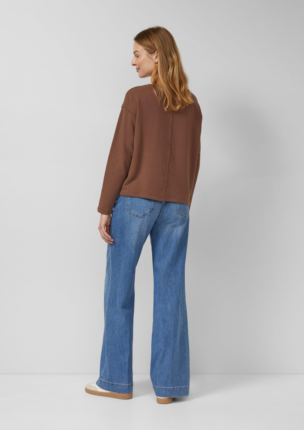 Verkürztes Sweatshirt mit Naht-Details