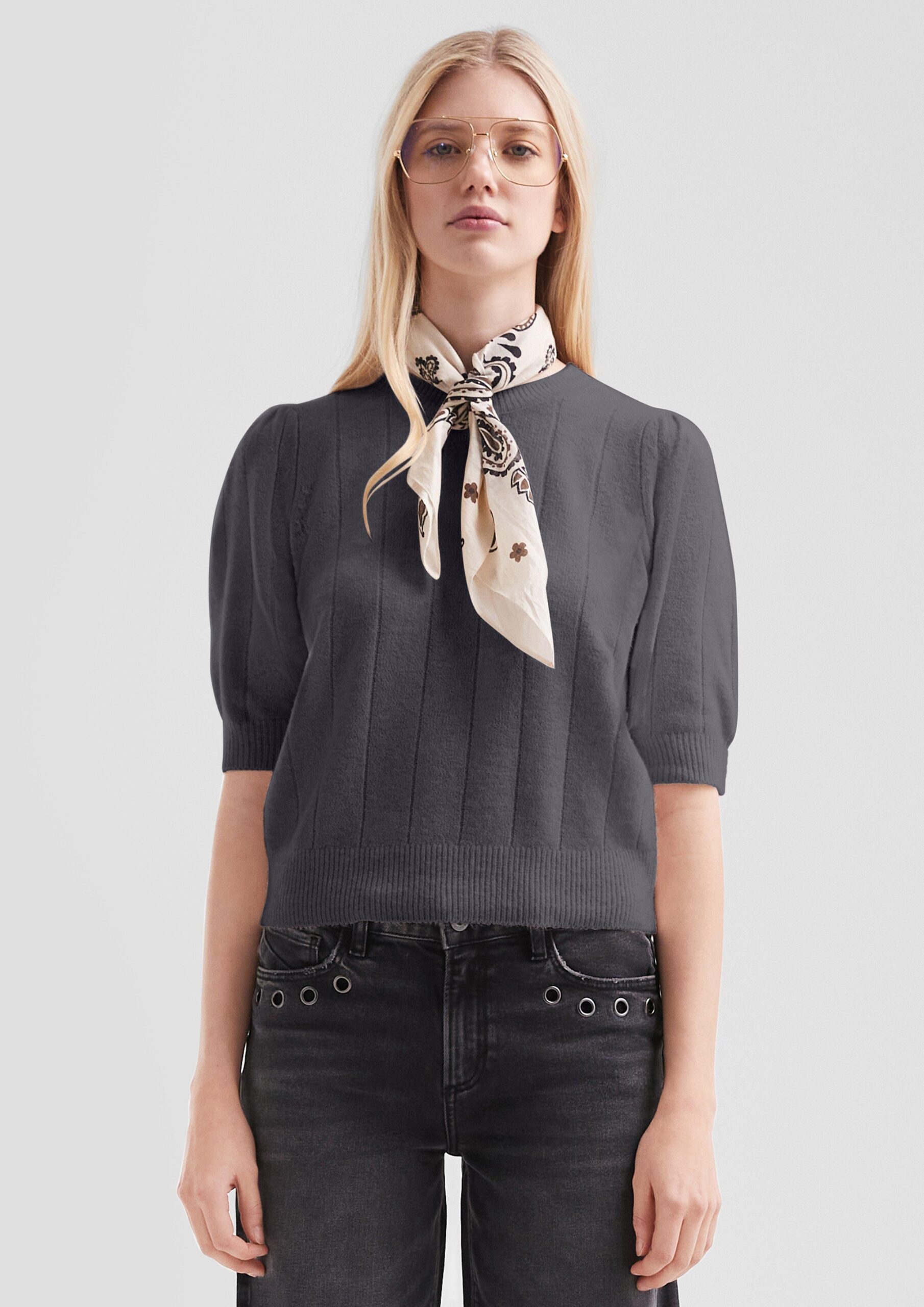 Weicher Kurzarm-Strickpullover