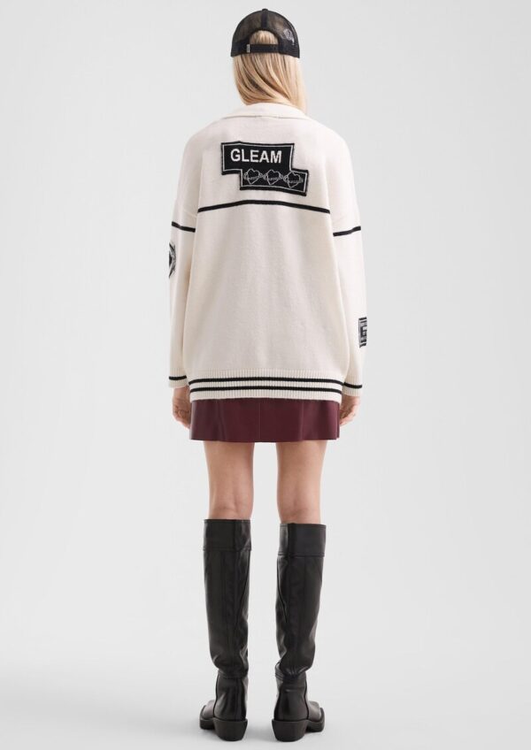 Lässige Oversize-Strickjacke mit Patches