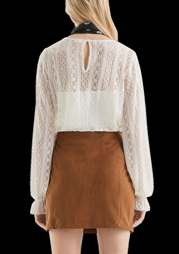 Blusenshirt aus Spitze