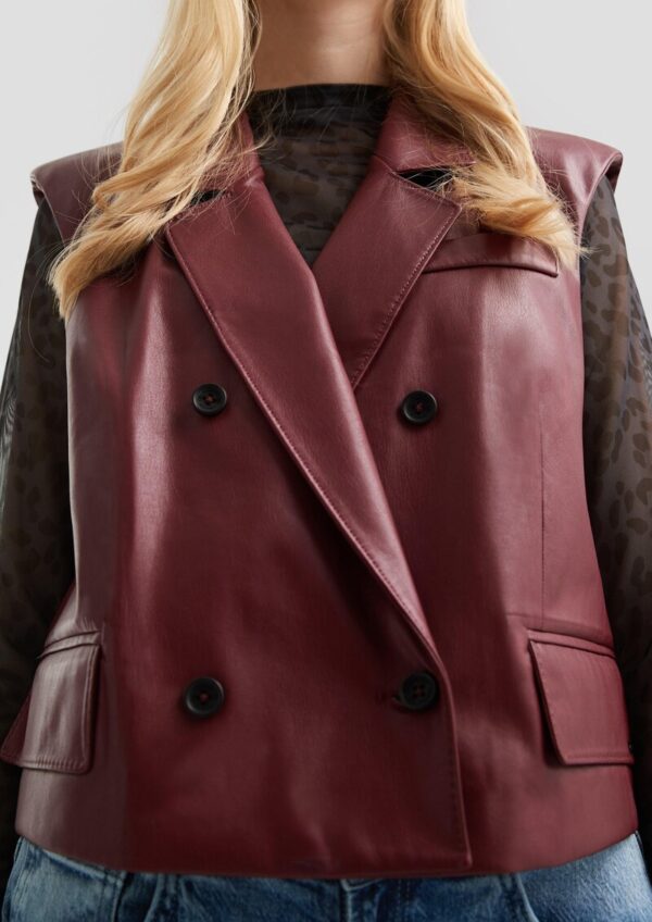 Verkürzte Weste in Lederoptik