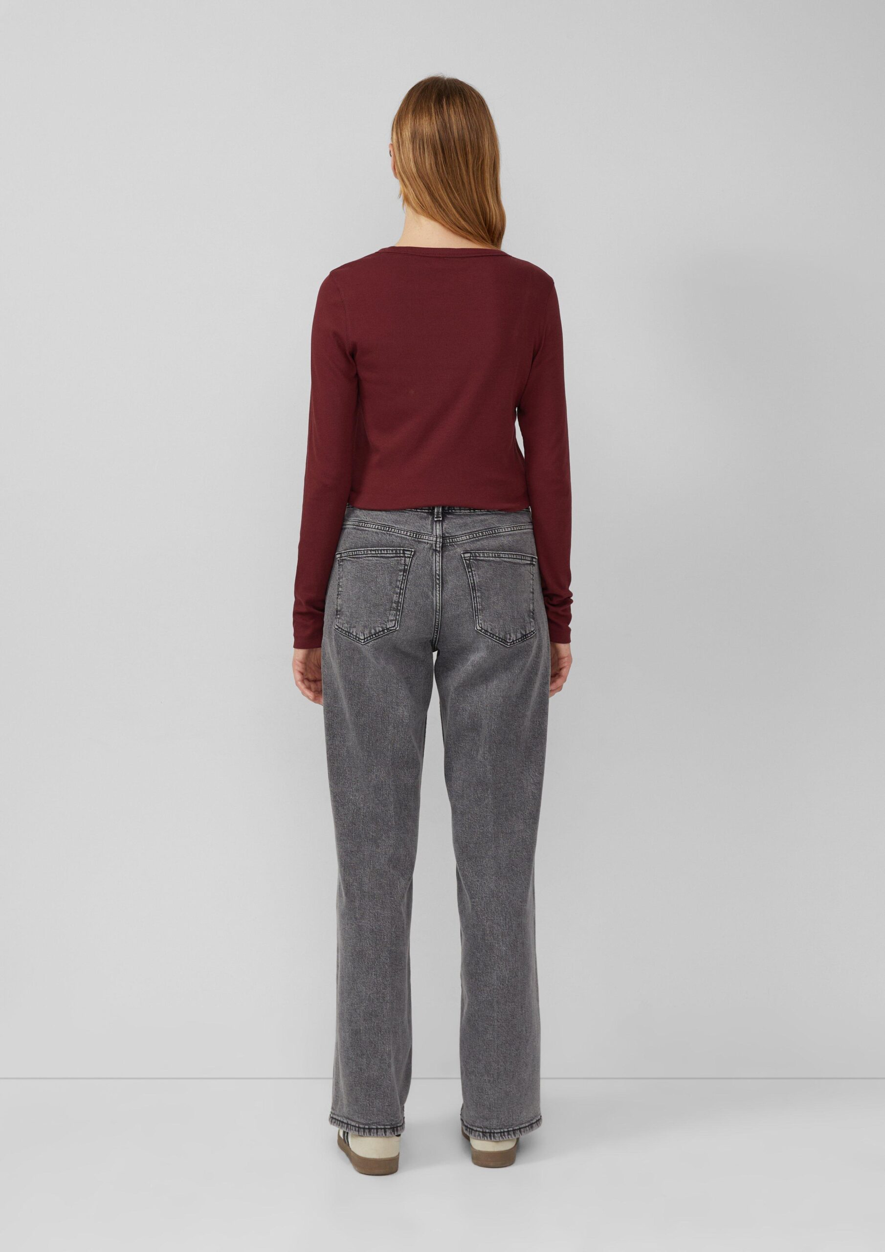 Ripp-Langarmshirt mit Stickerei