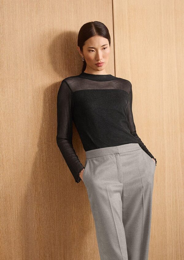 Transparentes Shirt mit gefüttertem Body